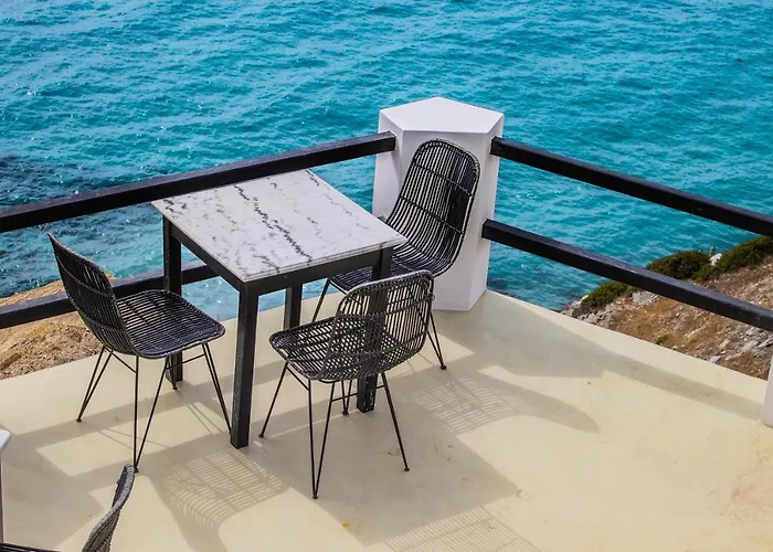 Psaravolada Hotel Milos