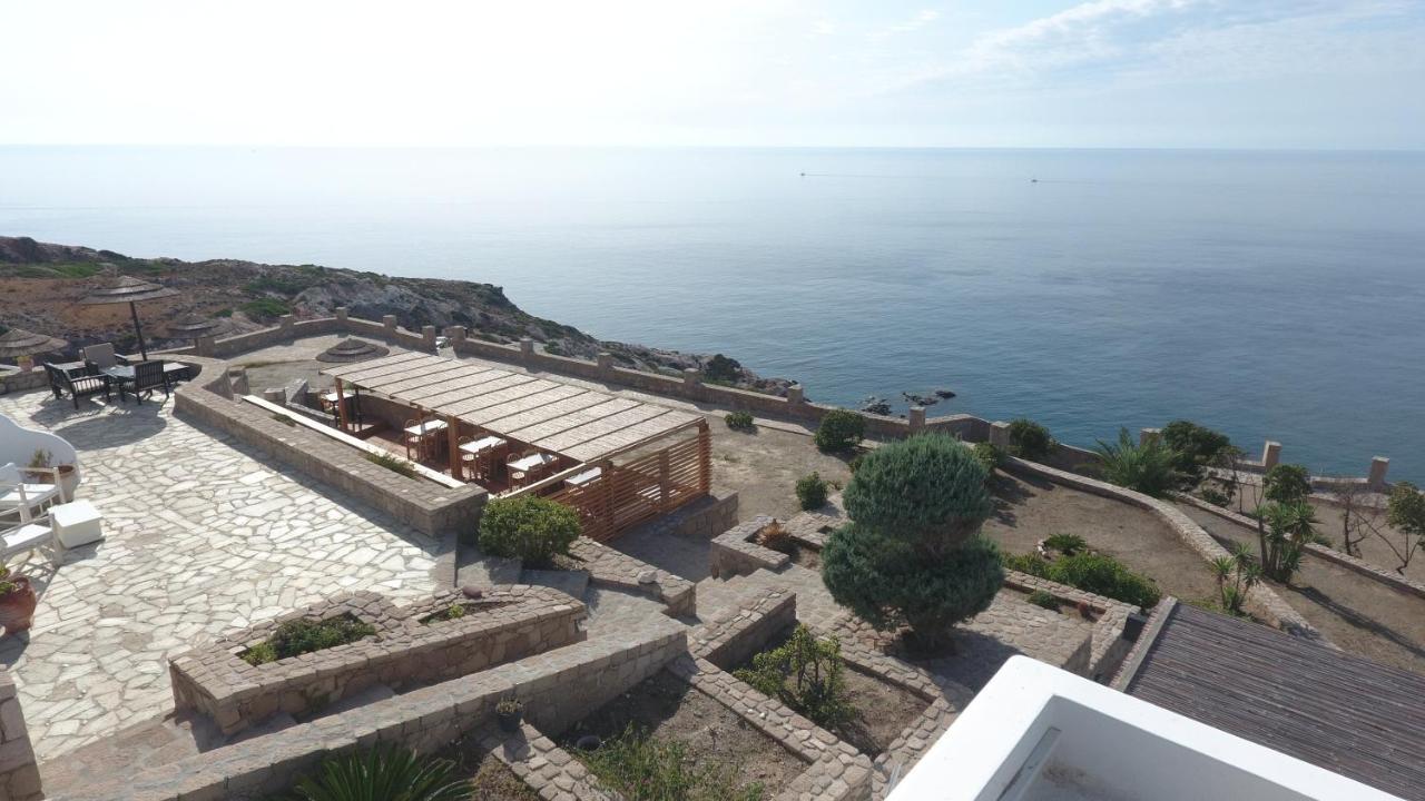 Psaravolada Milos 3* Strand van Agia Kiriaki