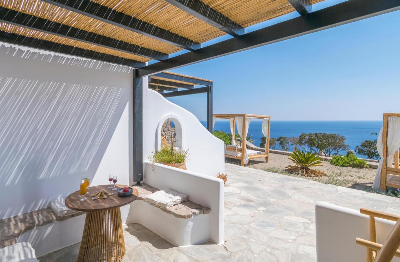 Psaravolada Milos Hotel