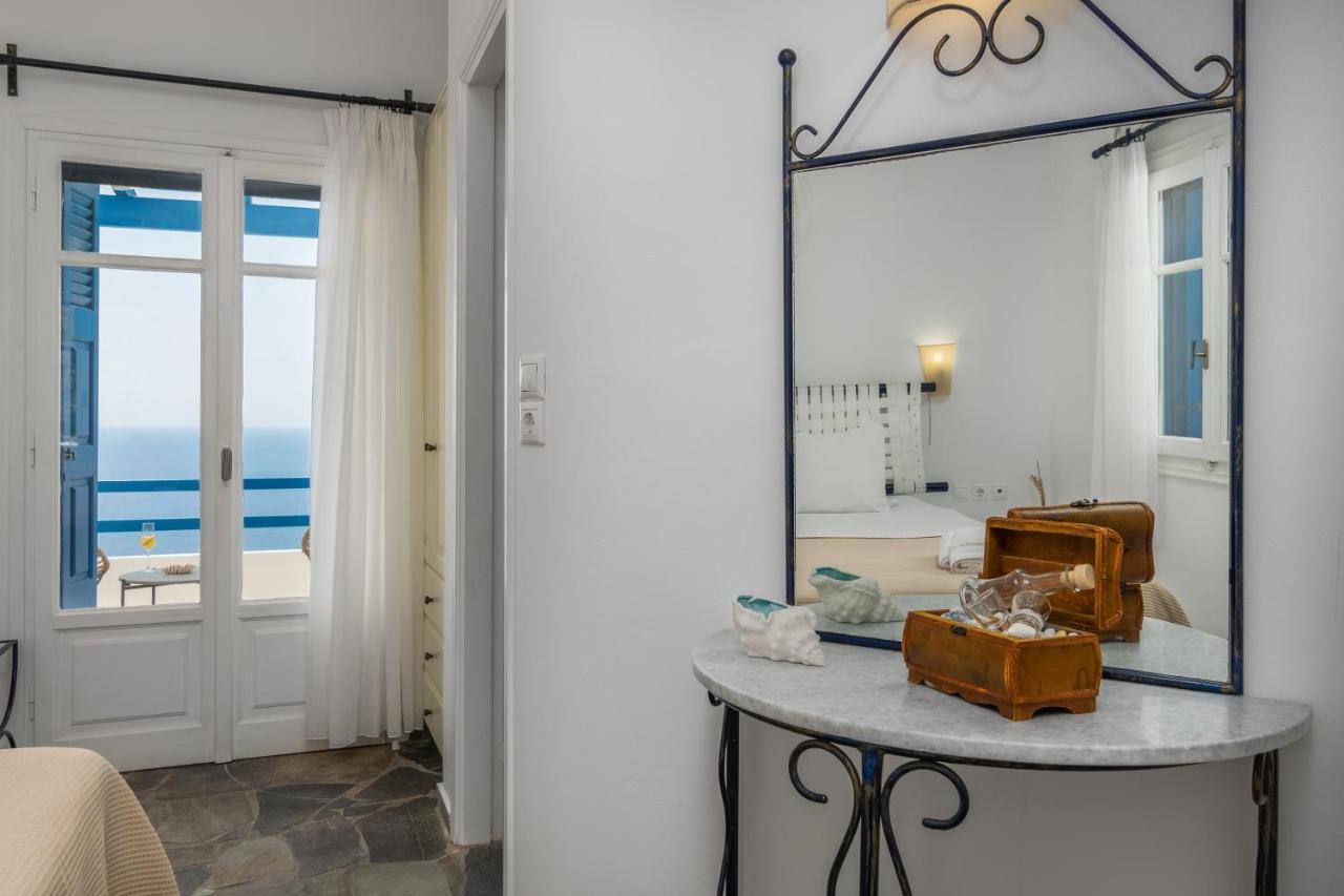 Hotel Psaravolada Milos 3*