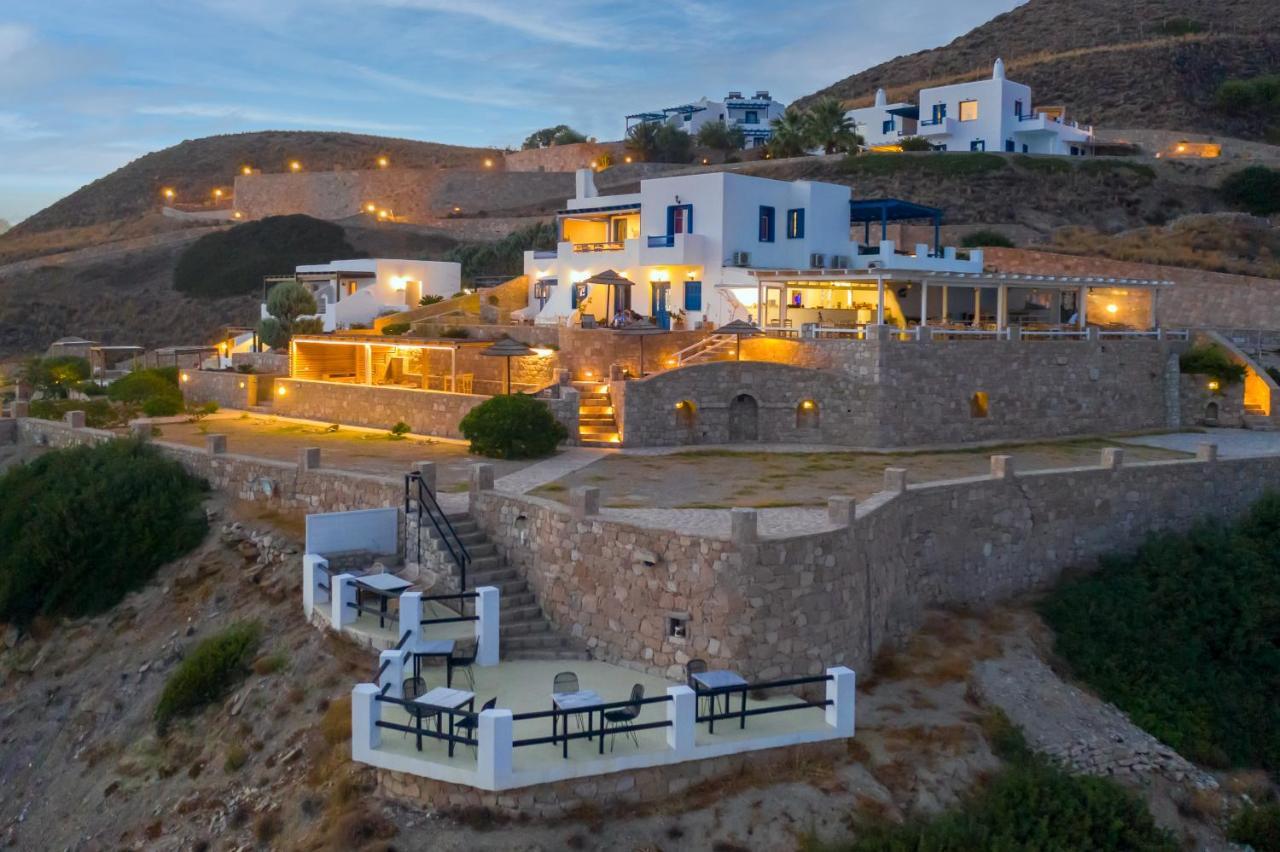 Hotel Psaravolada Milos 3*